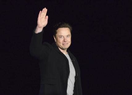 Elon Musk ad Atreju Luomo più ricco del mondo incontra Giorgia Meloni