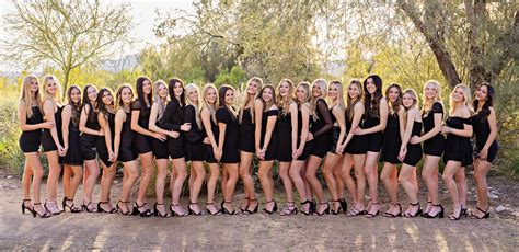 Notre Dame Prep Varsity Cheer Team Photoshoot In Scottsdale Artofit