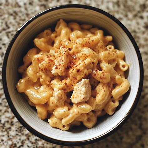 Hot Honey Chicken Mac N Cheese