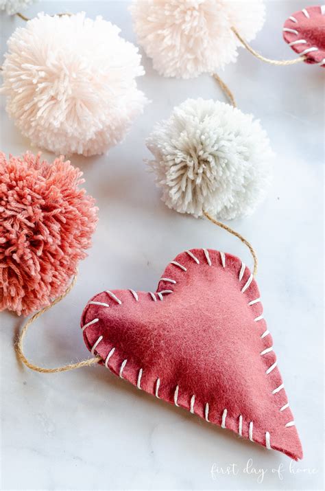 DIY Valentine’s Day Ombre Garland with Felt Hearts and Pom-Poms – Home ...