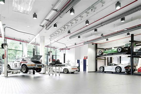 Le Mus E Porsche De Stuttgart F Te Ses Ans Motorlegend