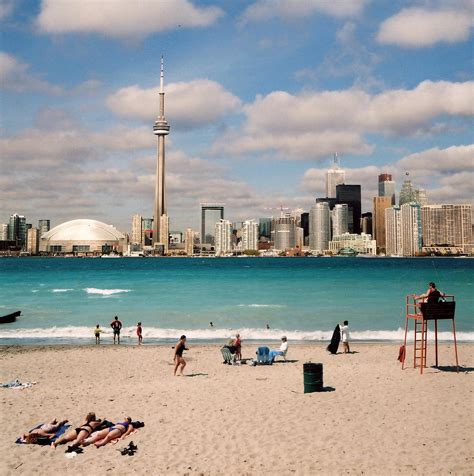Explore Torontos Must See Destinations Cn Tower Casa Loma Ripleys