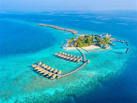 Centara Ras Fushi Resort & Spa Maldives