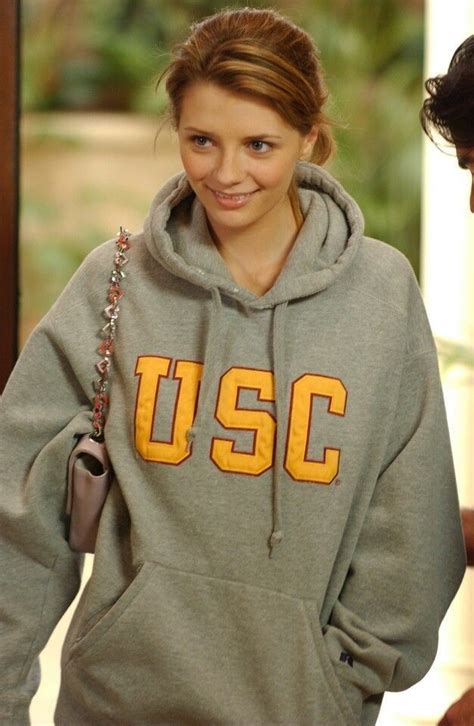 Pin By 𝐊𝐚𝐧𝐚𝐣𝐚𝐡 On Marissa Cooper Casual Outfit Inspiration Fashion