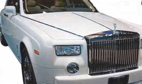 Amitabh Bachchan sells Rolls Royce Phantom; it was gifted by 3 Idiots ...