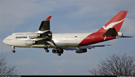 Vh Ojg Qantas Boeing Photo By Darren Varney Id