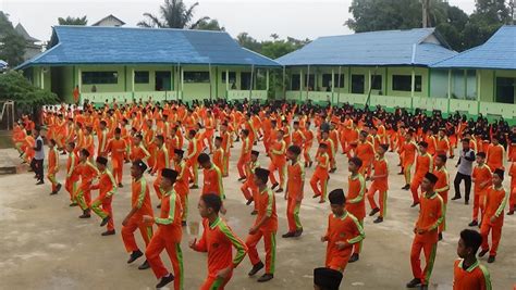 Gerakan Nasional Aksi Bergizi Di Mtsn Landak