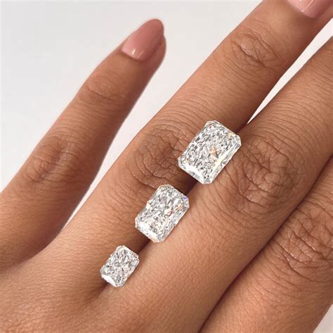 Radiant Vs Emerald Cut Diamonds A Guide