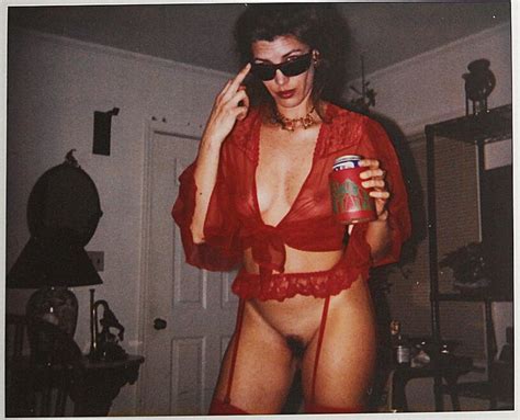 Amateur Girlfriend Sharon Red Porn Pic