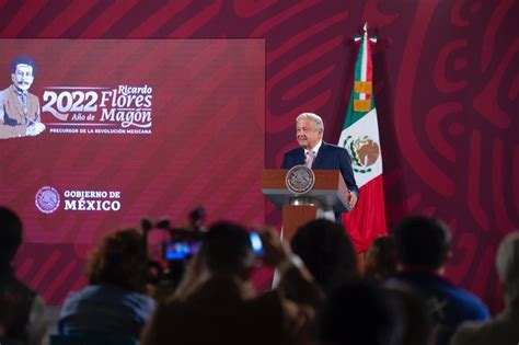 AMLO revela que estuvo a punto de desertar como candidato en 2012 México