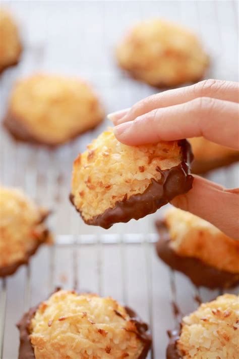 3 Ingredient Coconut Macaroons Recipe Gemmas Bigger Bolder Baking