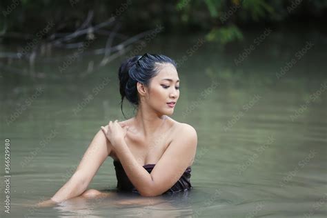 Wet Oriental Women