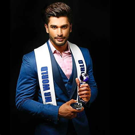 El Nuevo Mr World Es El Hombre Más Guapo De La India