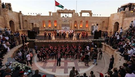 Tradiciones De Jordania Creencias Fiestas Costumbres Vestimenta Y Comidas