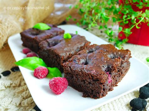 Fit brownie z malinami w pół godziny 307 kcal