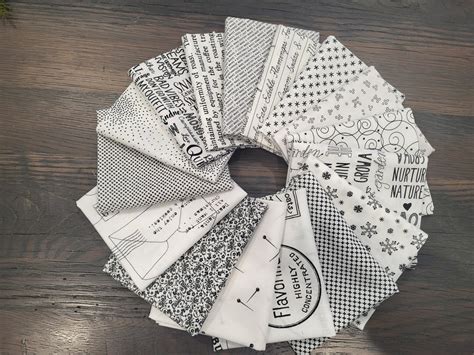 44 Black And White Fat Quarters Fabric Bundle Of 16 Quality Cotton