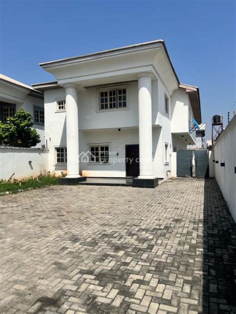 For Rent Massive 5 Bedroom Semi Detached With Bq Lekki Phase 1 Lekki