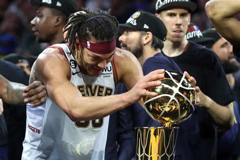 Video Shows Aaron Gordon Celebrating In The Streets With Nuggets Fans