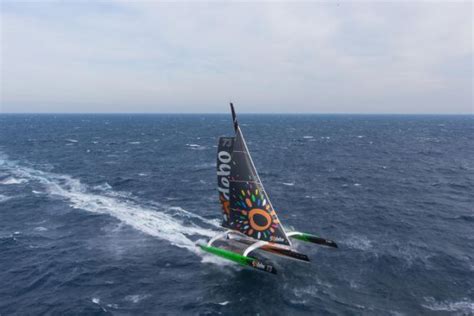 Thomas Coville S Attaque Au Record De L Atlantique De Nord En Solitaire