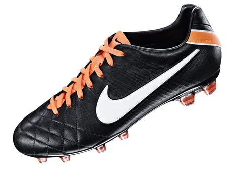 Бутсы Nike Tiempo: эволюция силуэта с 1984 по 2022 год– Культура Футбола