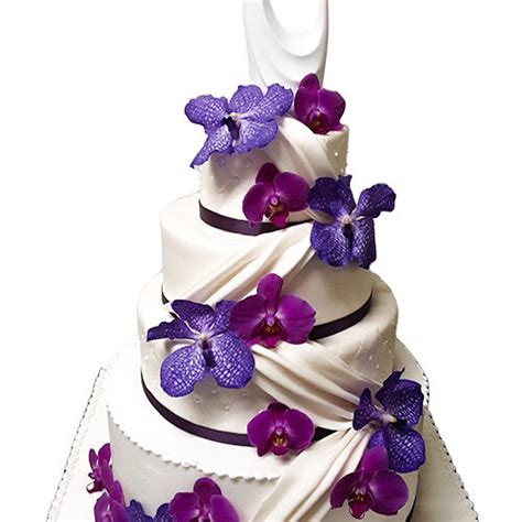 Pi Ce Mont E Wedding Cake Boutique Erisay Traiteur