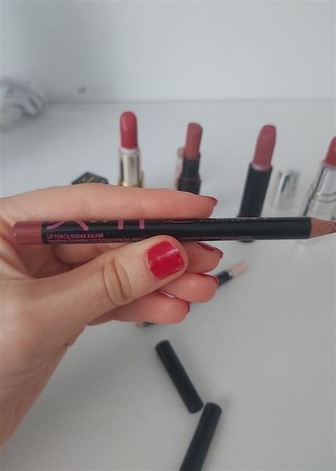 Avon Nude Ruj Lykd Avon Beaulis Gloss Ruj Mac Nyx Essence Nuder Deborah Milano Ruj Lipstick