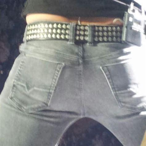 Que Hombres Luke Bryan Ass