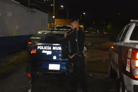 Arrestan A Dos Sujetos En Monclova Con Una Pantalla Robada