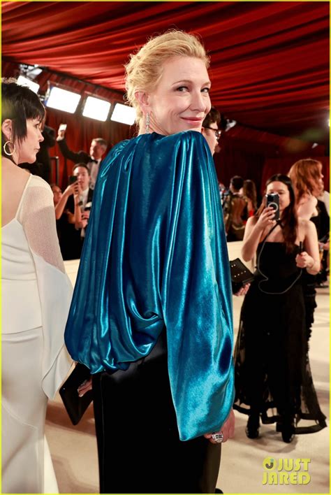 Best Actress Nominee Cate Blanchett Arrives At Oscars In Custom