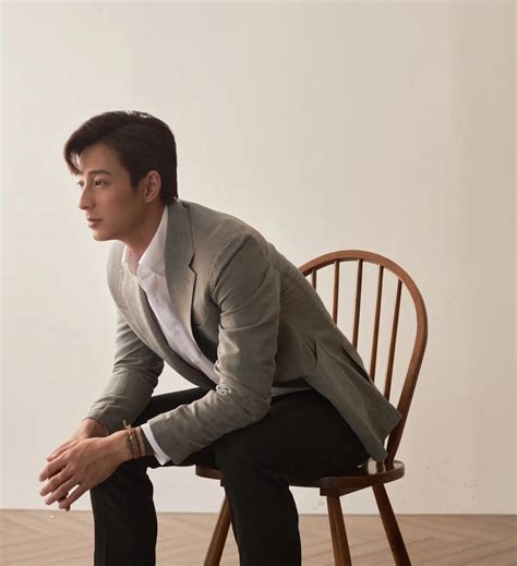 Hot Boy C U L Ng Ph M H Ng Nam L N Xe Hoa V I B N G I Y U N M B O D N Tr