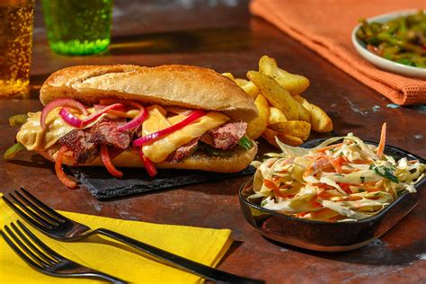 Philly Cheesesteak Met Zelfgemaakte Kaassaus Recept Hellofresh