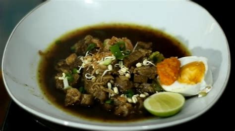 Resep Rawon Daging Sapi Khas Jawa Timur Racikan Bumbu Rawon Jadi Kunci