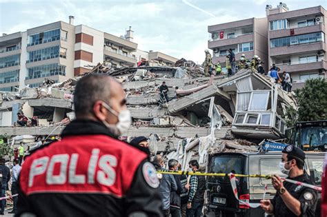 Sobe Para O N Mero De Mortos Em Terremoto Na Turquia Mh Mundo E