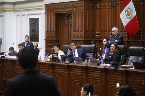 Pleno continúa debate sobre dictamen que plantea adelanto de elecciones