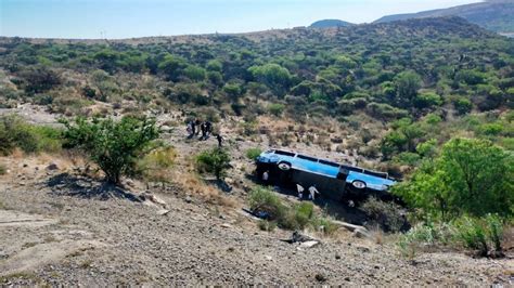 Tragedia En La Carretera San Luis Potos Zacatecas Ca Da De Autob S