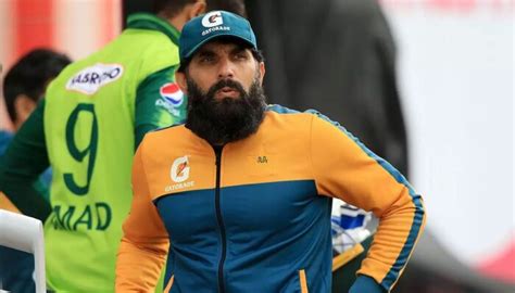 Top 10 Captains Of Pakistan Cricket Team Crictv4u