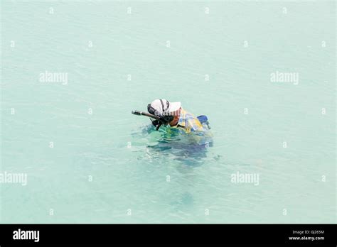 St maarten snorkeling hi-res stock photography and images - Alamy