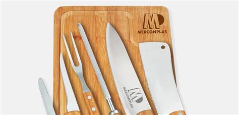 Kit Para Cozinha Em Bambu Inox Tábua Formato Porco Luzzo