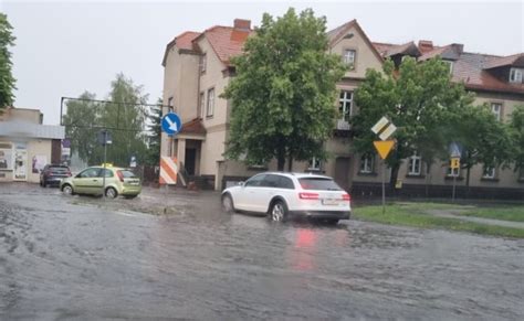 Intensywne Opady Deszczu W Powiecie Pleszewskim Stra Po Arna