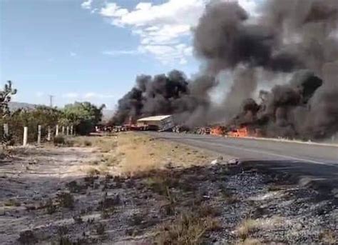 Dos Traileros Mueren Calcinados En La Carretera A Zacatecas En Saltillo