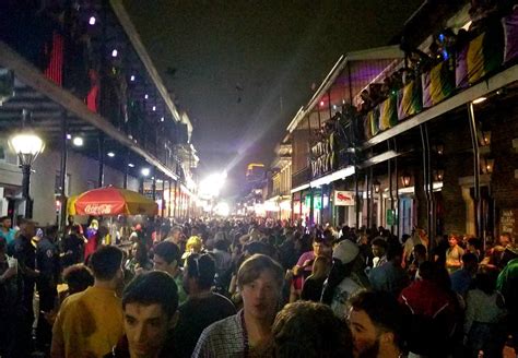 Bourbon st pre Mardi Gras right now : pics