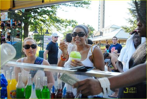 Jordin Sparks Has Some Six Flags Fun Photo 1201161 Photos Just Jared Celebrity News And