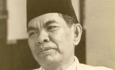 Biografi Muhammad Yamin, Kisah Sastrawan Dan Pahlawan Nasional Indonesia