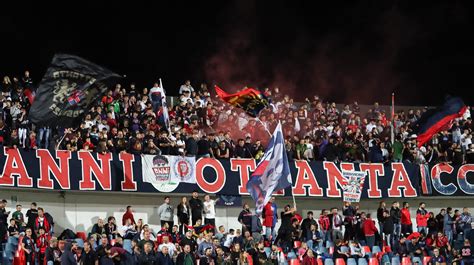 Il Tifo Di Cosenza Como Sito Ufficiale Del Cosenza Calcio