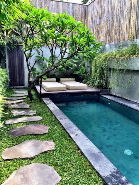 25 Relaxing Tropical Pool Gardens For Summer HomeMydesign