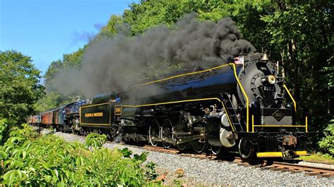 Reading And Northern 2102 And 425 Doubleheaded Iron Horse Ramble Youtube