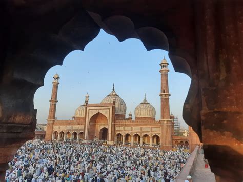 Eid Ul Fitr 2023 Celebration Of Eid Across Country Jama Masjid Delhi Namaz Photo See Here Tvi