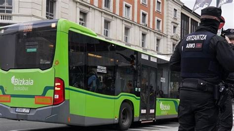 La Ertzaintza vigilará los trayectos y las paradas más conflictivas de