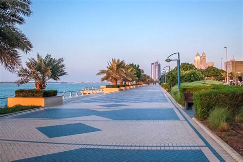 Complete Guide to the Abu Dhabi Corniche | Abu Dhabi Travel Planner