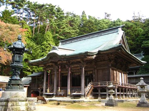 金華山黄金山神社 石巻市